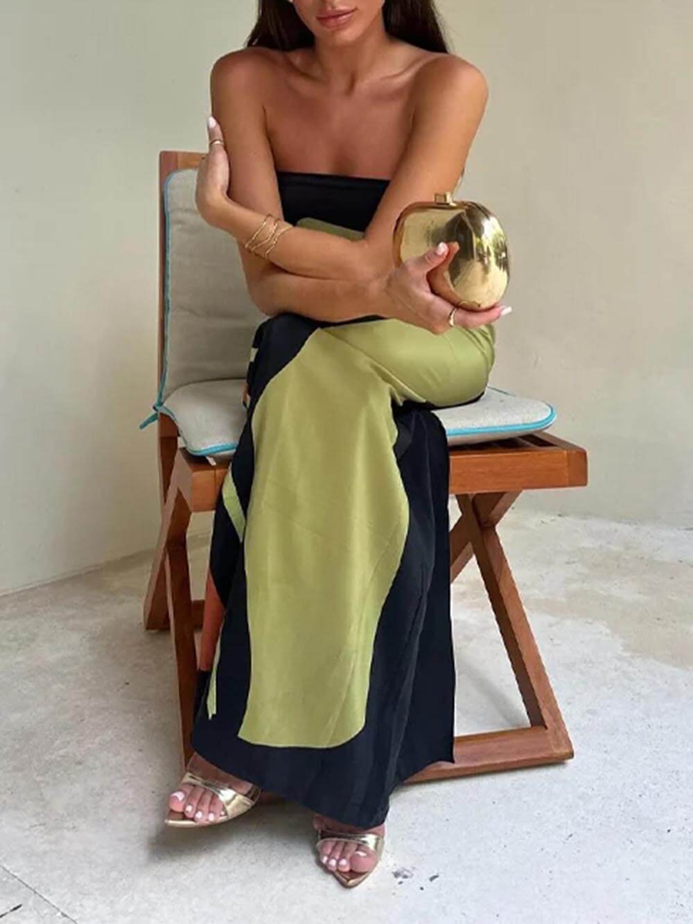 Robe longue sans manches imprimée épaules dénudées