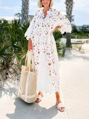 Robe mi-longue de plage en dentelle