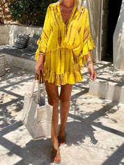 Robe courte unique à volants