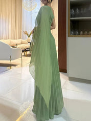 Robe longue élégante fluide plissée