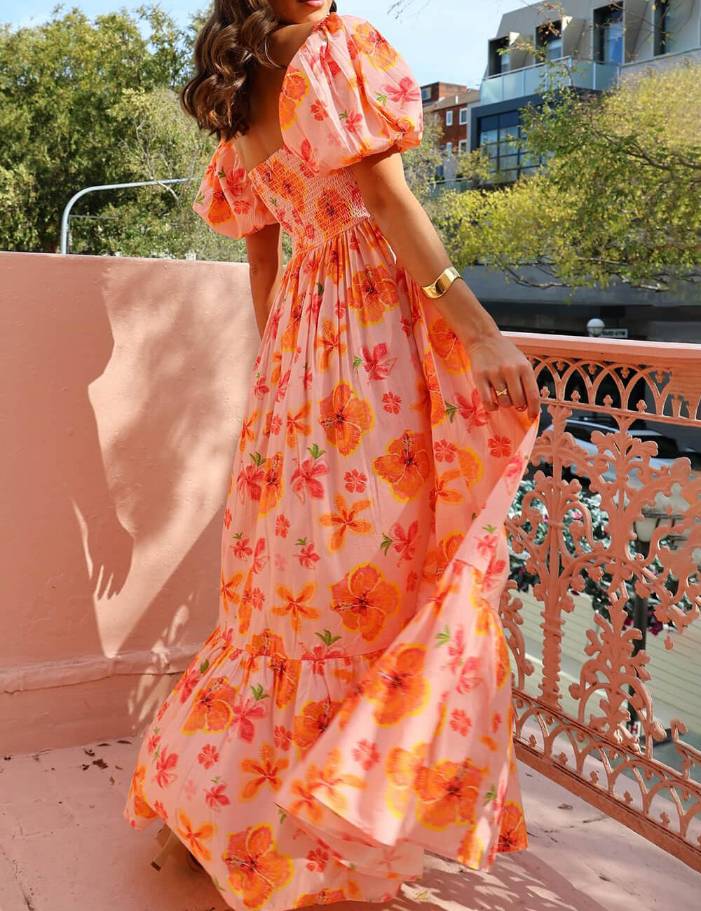 Robe longue à imprimé floral manches bouffantes
