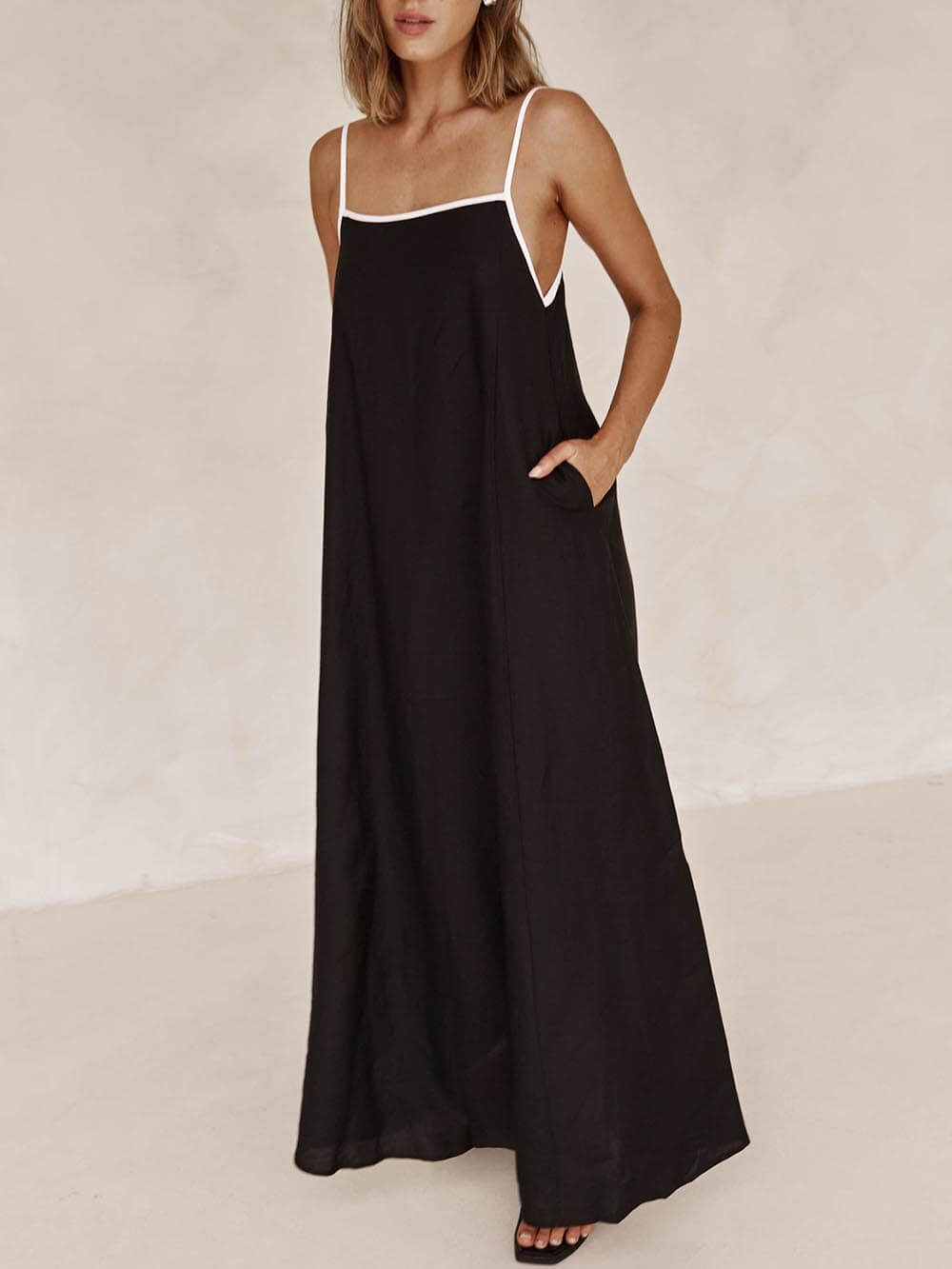 Robe contrastée à bretelles trapèze