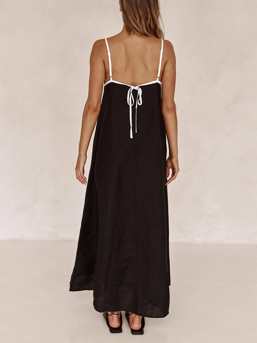 Robe contrastée à bretelles trapèze