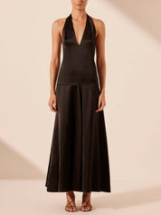 Robe longue élégante grand décolleté en V