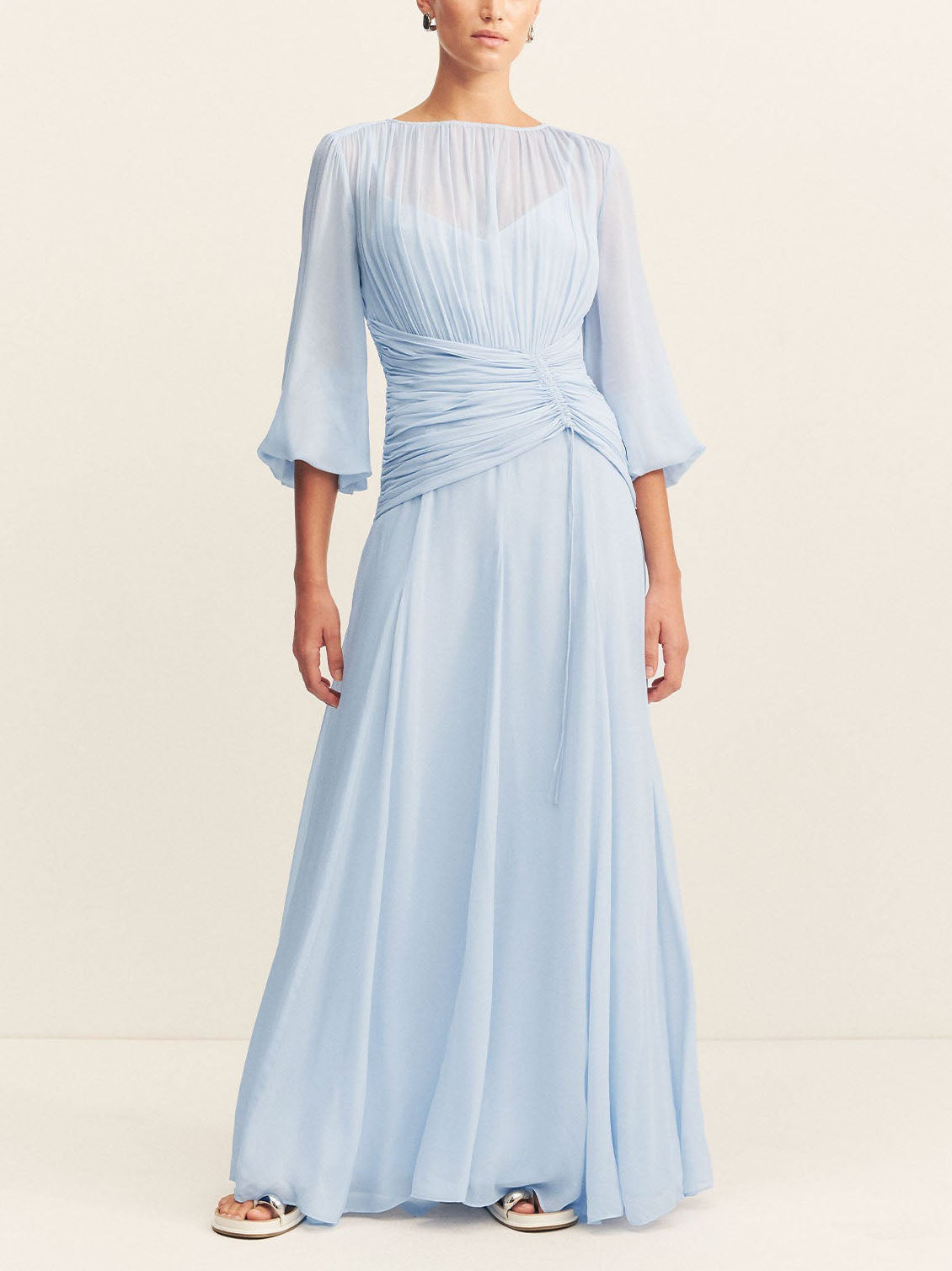 Robe longue élégante manches ballon col montant