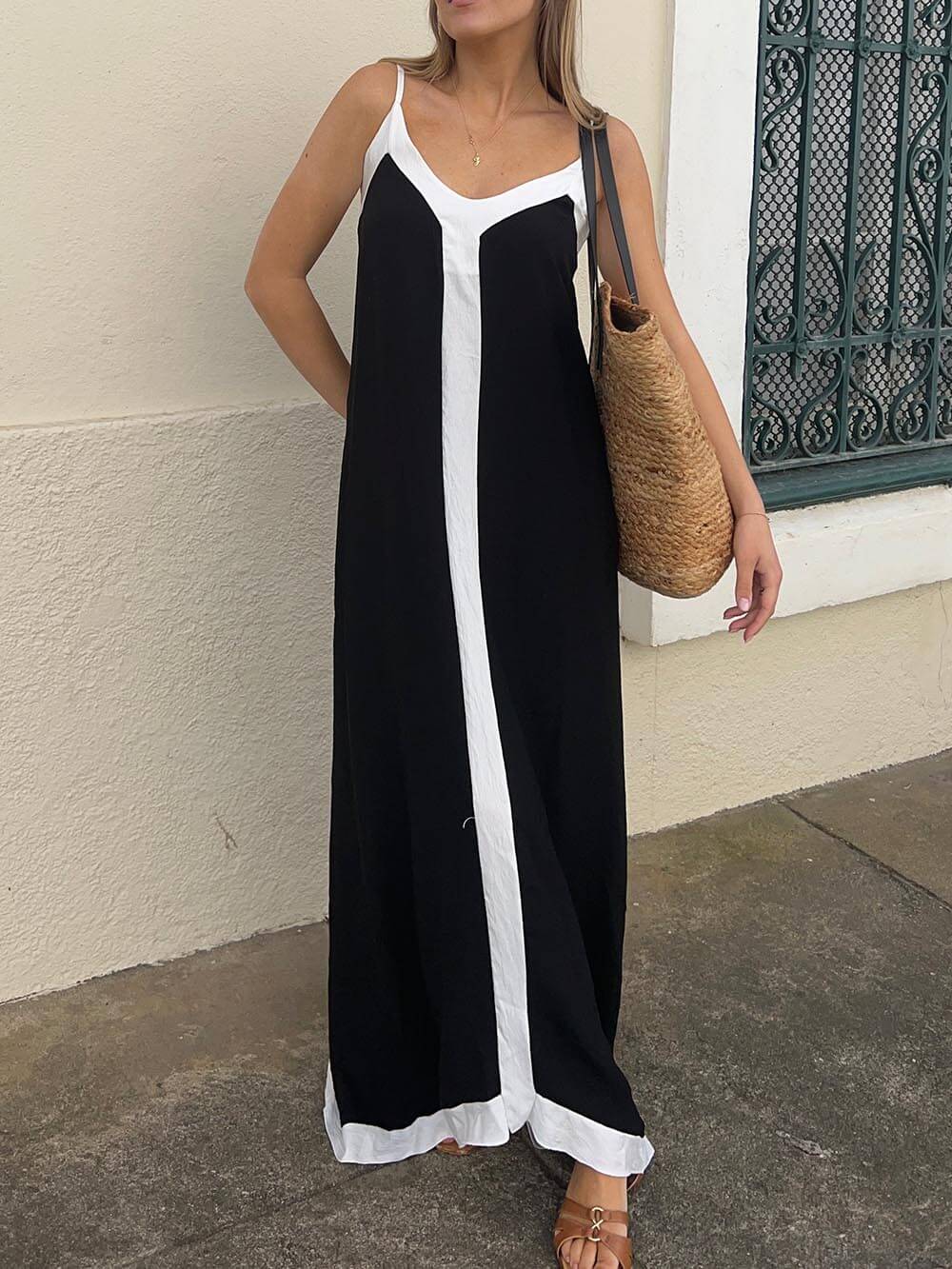Robe mi-longue à bretelles