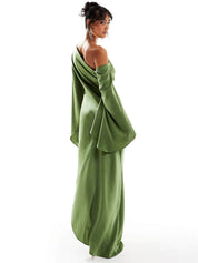Robe longue asymétrique en satin