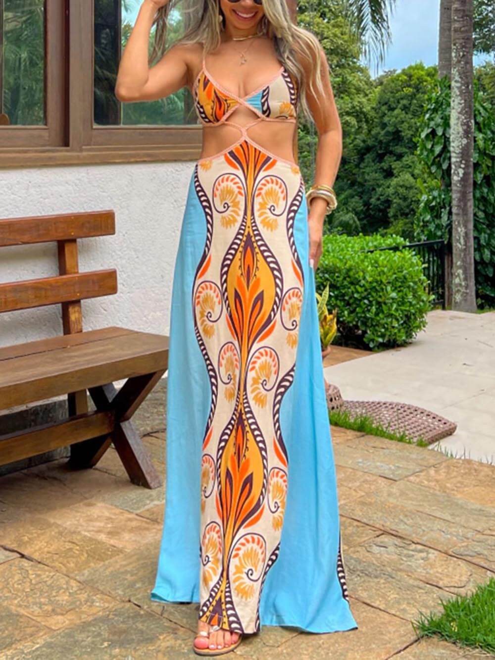 Robe à bretelles de vacances d'été