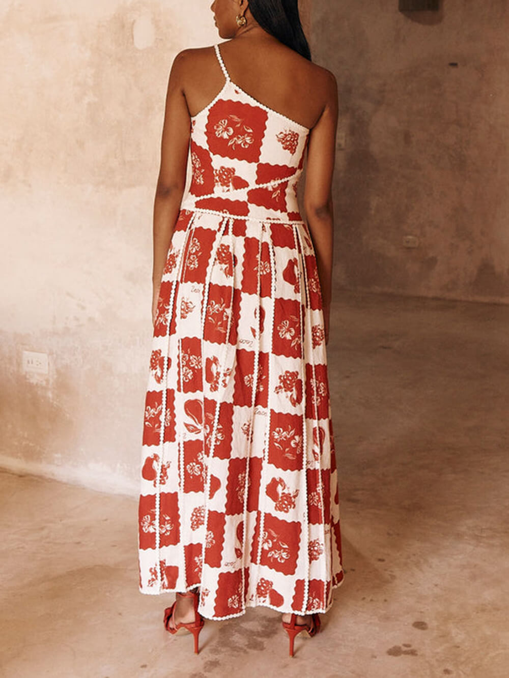 Robe longue unique imprimée fleurie
