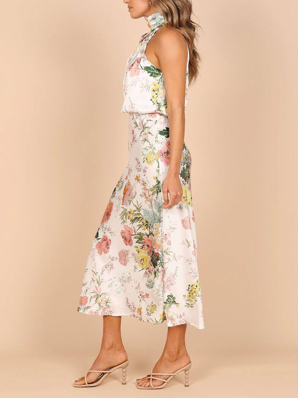Robe longue fleurie col licou