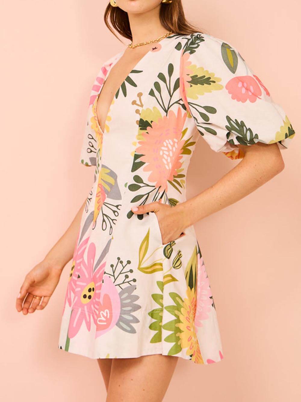 Robe courte à imprimé floral manches bouffantes