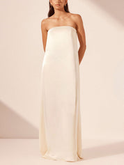 Robe longue élégante de soirée en satin