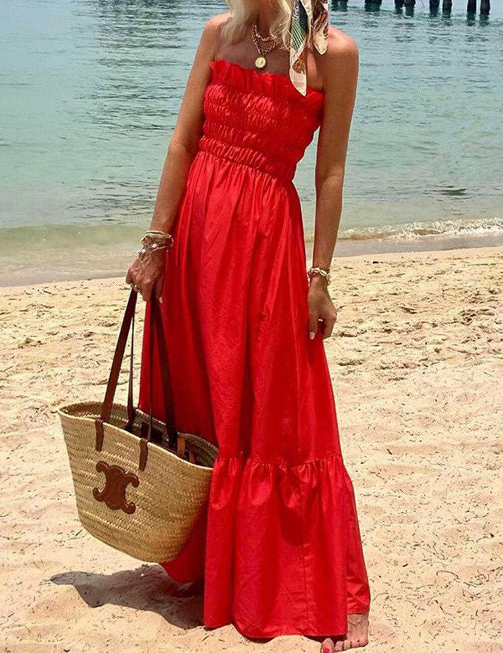 Robe longue épaules dénudées de vacances