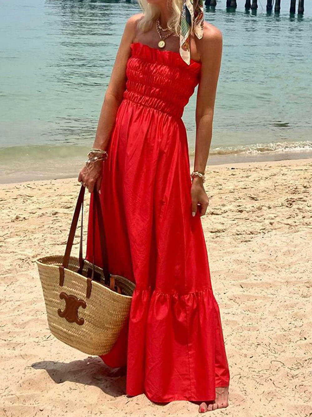 Robe longue épaules dénudées de vacances
