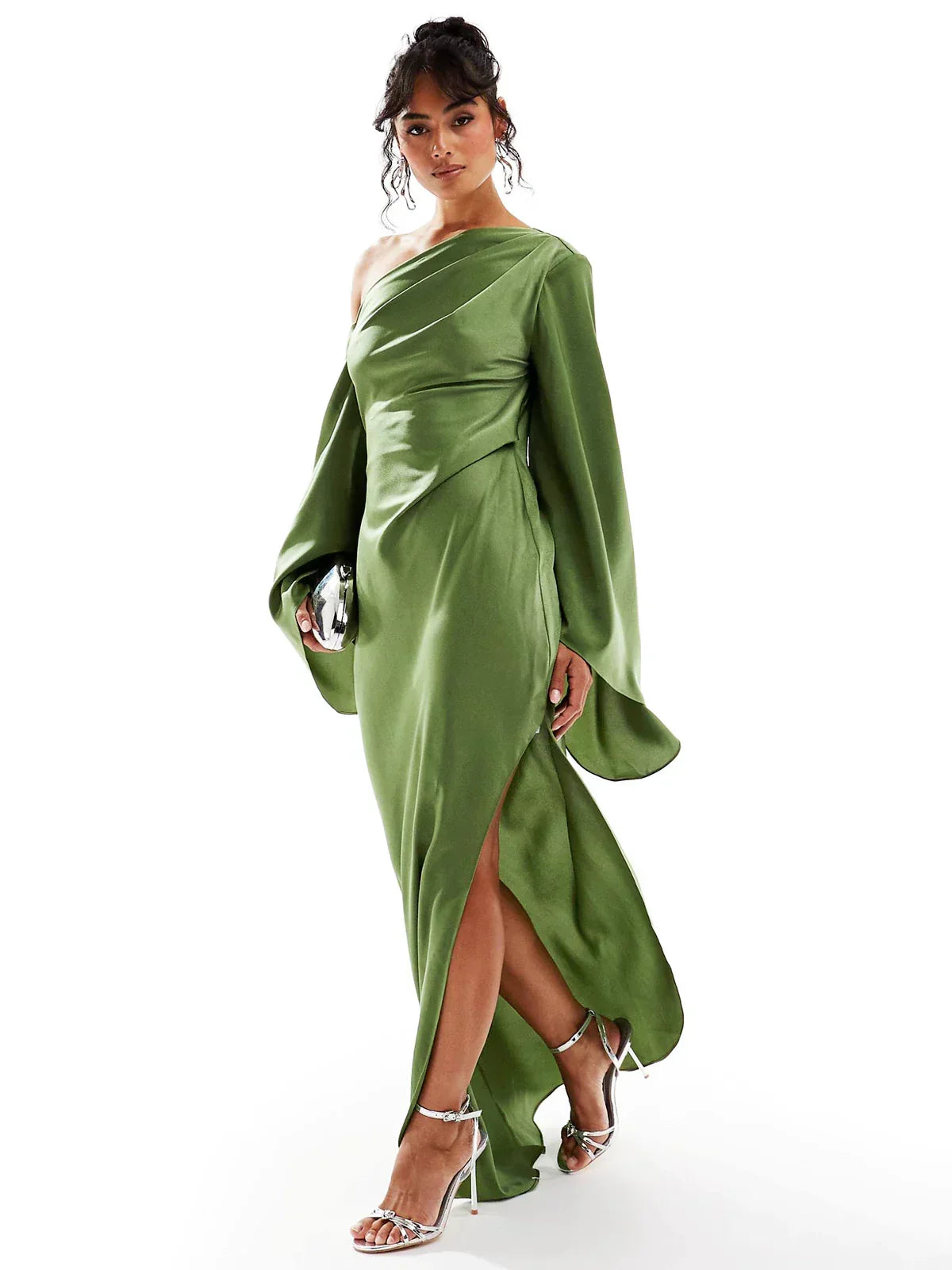 Robe longue asymétrique en satin