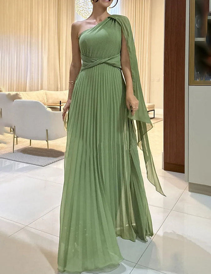 Robe longue élégante fluide plissée