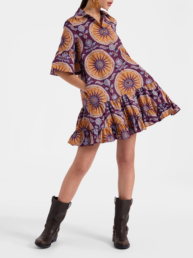 Robe courte taille basse à étages