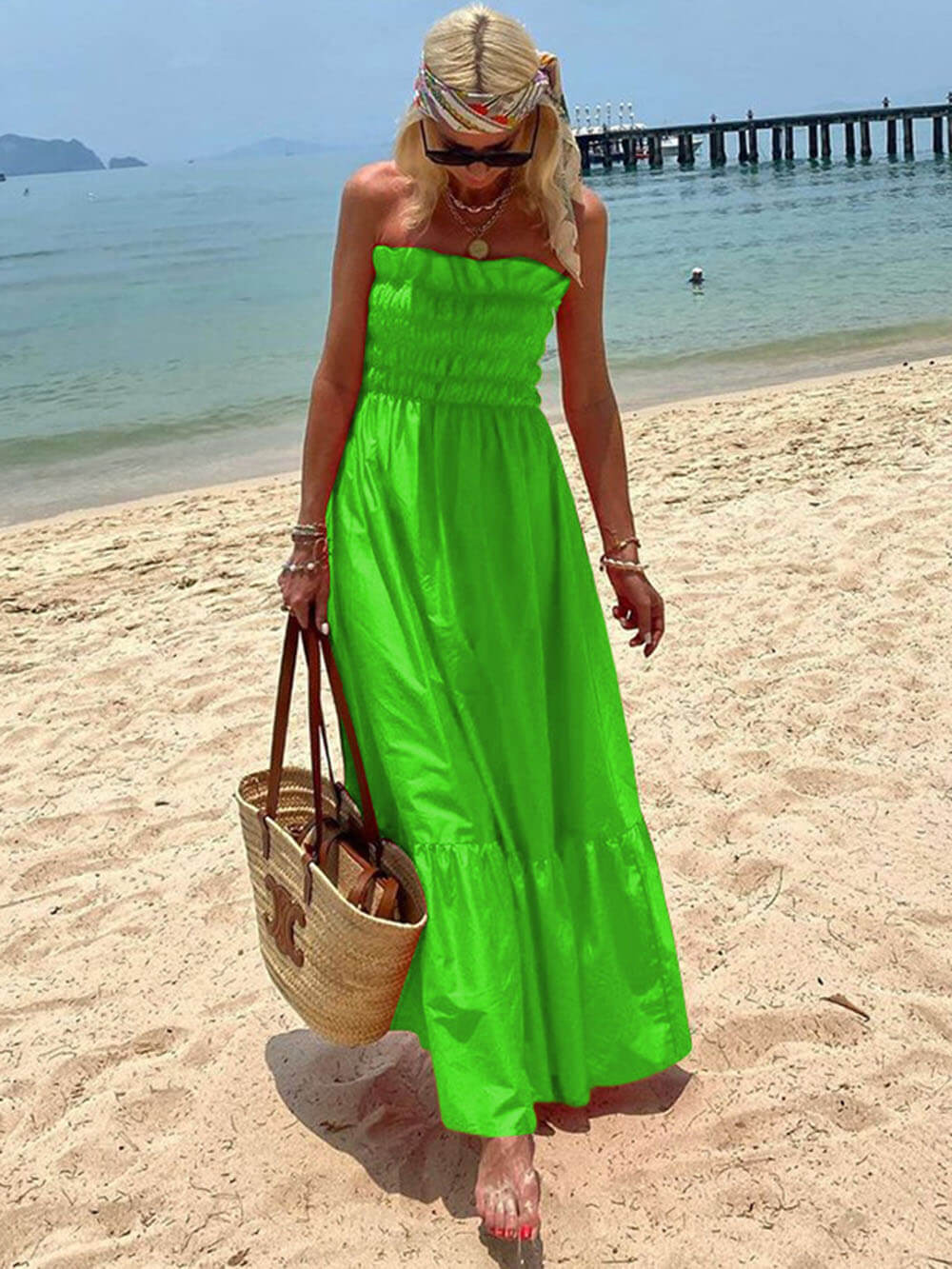 Robe longue épaules dénudées de vacances