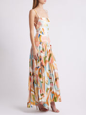 Robe longue unique abstraite plissée