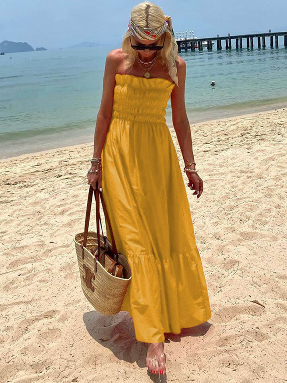 Robe longue épaules dénudées de vacances