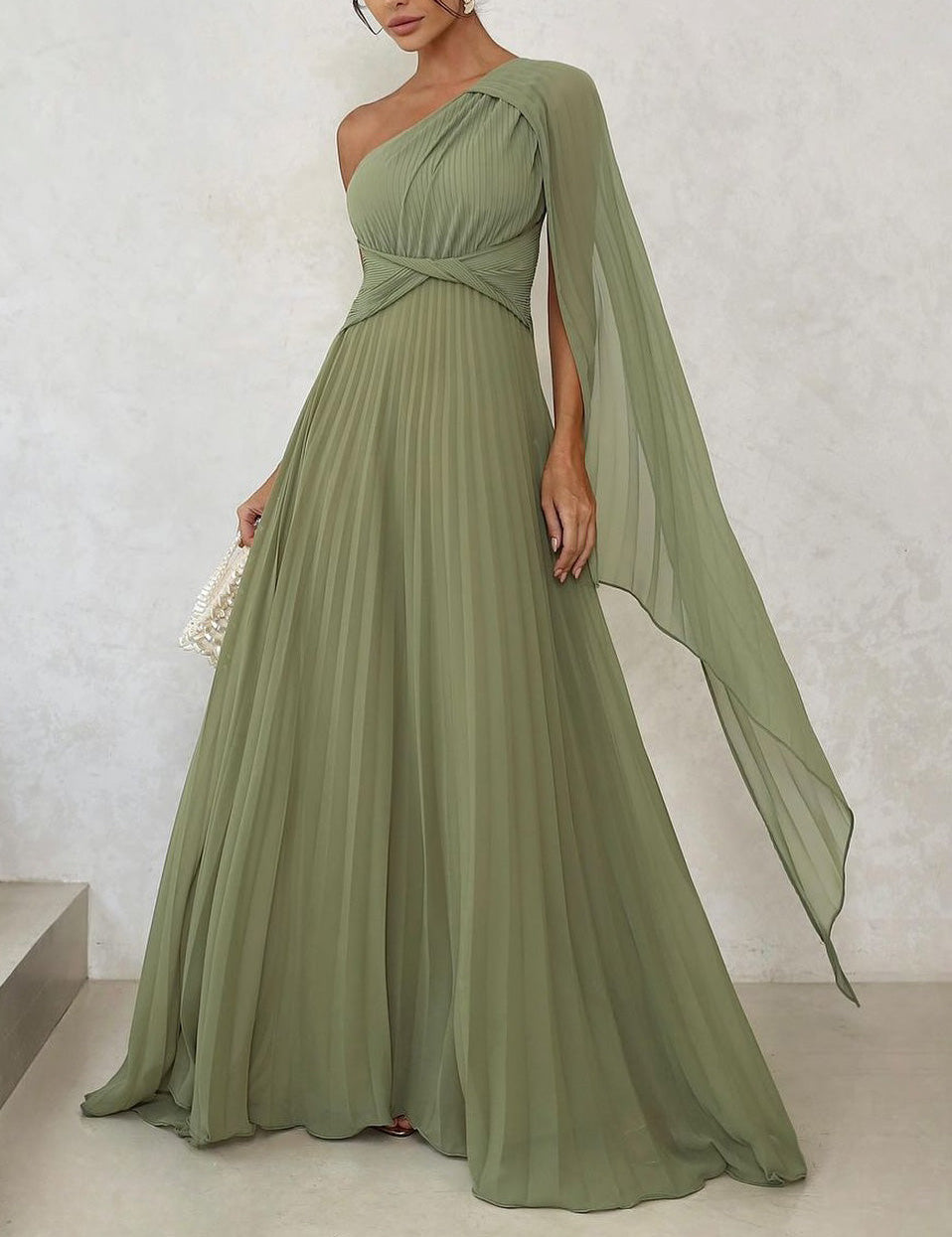 Robe longue élégante fluide plissée