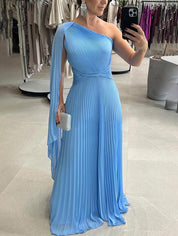 Robe longue élégante fluide plissée