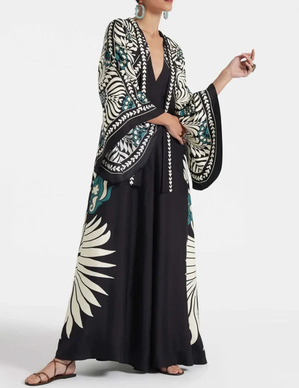 Robe longue Elegance manches cascade à imprimé floral