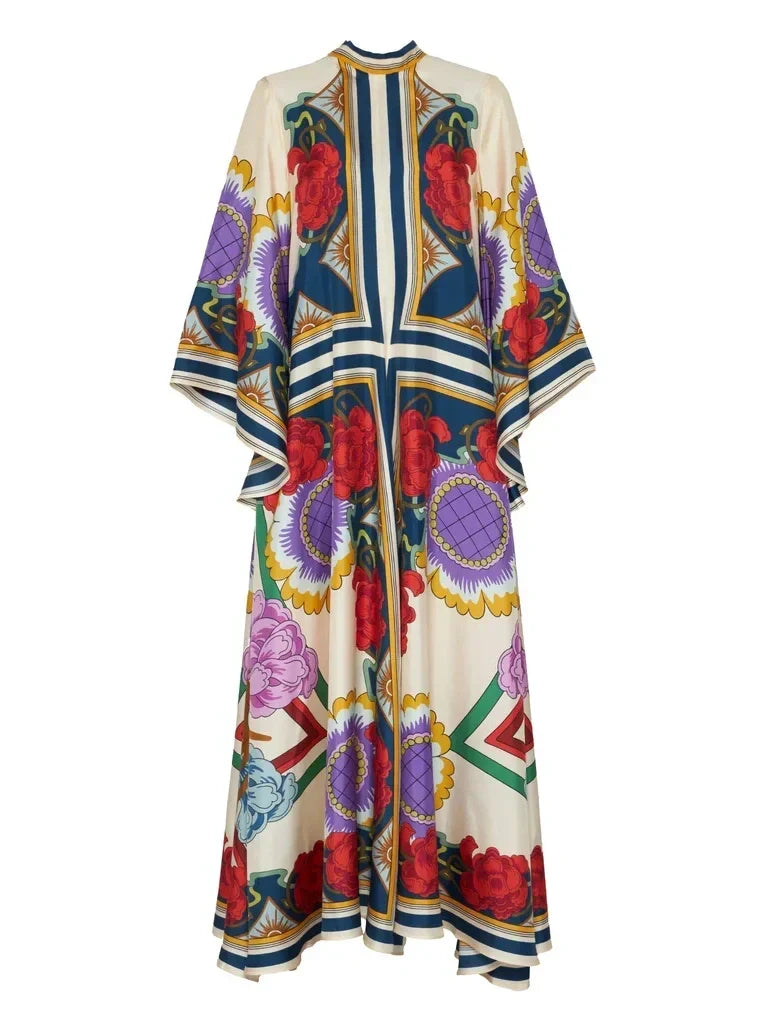 Robe longue raffinée drapée manches cascade