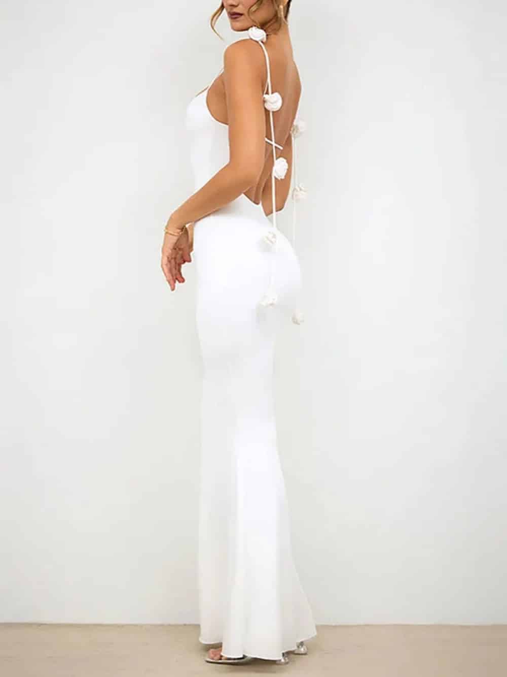 Robe longue dos nu ajustée à fines bretelles