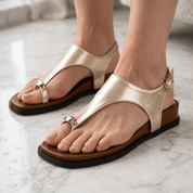 Sandales Rilla à bride orteil ornées de bijoux