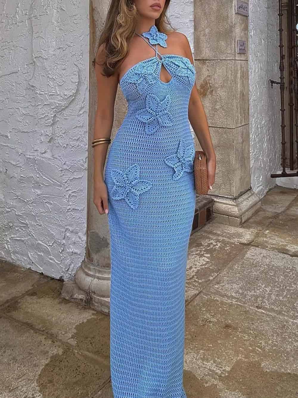 Robe longue moulante à fleurs 3D col licou