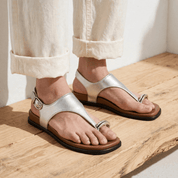Sandales Rilla à bride orteil ornées de bijoux