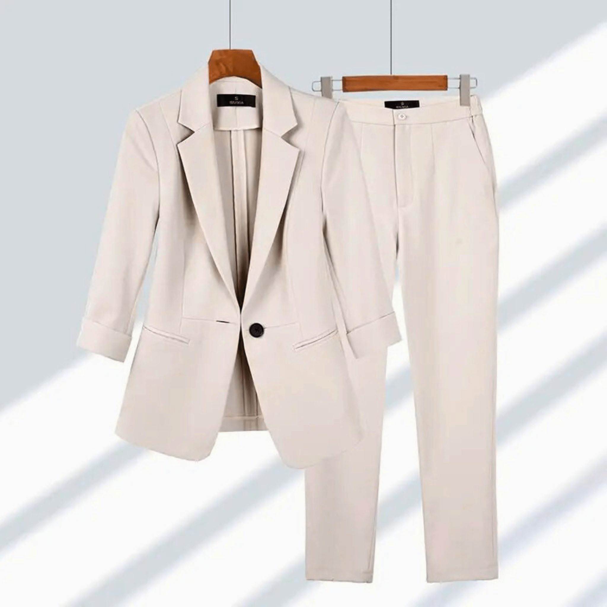 Tailleur Elsie ajusté